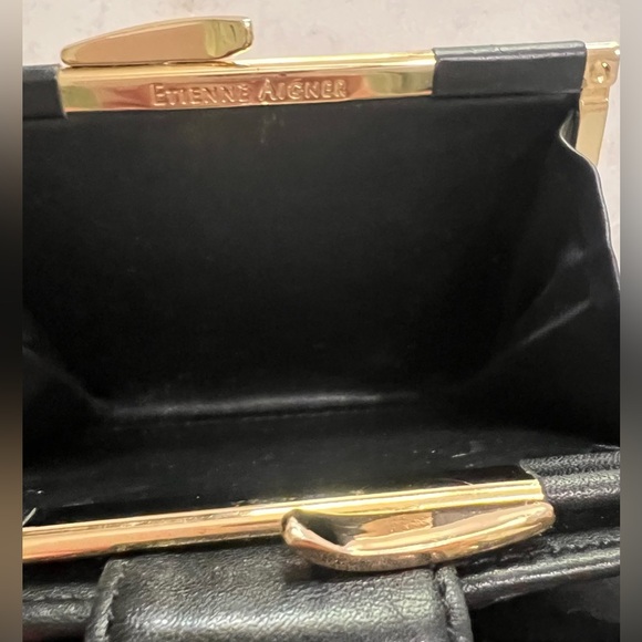 Vintage Women’s Etienne Aigner Bi Fold Black Leather Wallet Change Purse - Picture 3 of 7